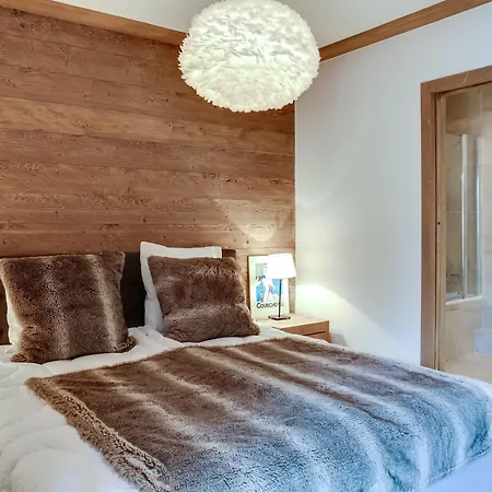 Luxueux T3 Contemporain A Village, Proche Pistes Et Commerces, Avec Balcon Et Parking - Fr-1-562-30 Apartament